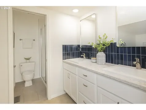 7705 SW Gentle Woods Drive Portland OR 97224
