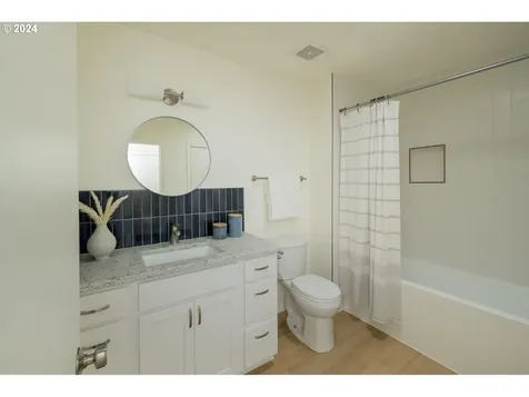 7705 SW Gentle Woods Drive Portland OR 97224