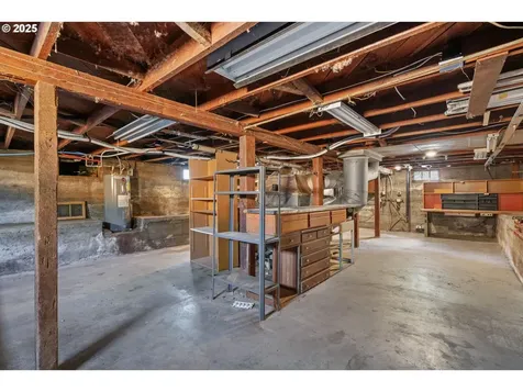 5324 SE Flavel Street Portland OR 97206
