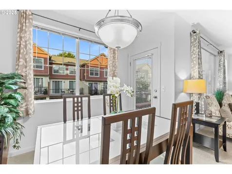 595 NW Lost Springs Terrace Portland OR 97229