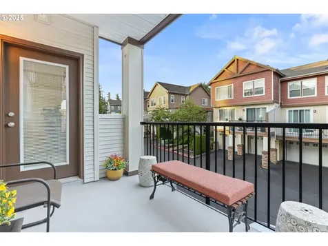 595 NW Lost Springs Terrace Portland OR 97229