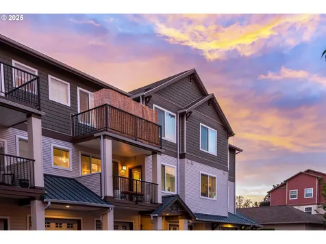 595 NW Lost Springs Terrace Portland OR 97229