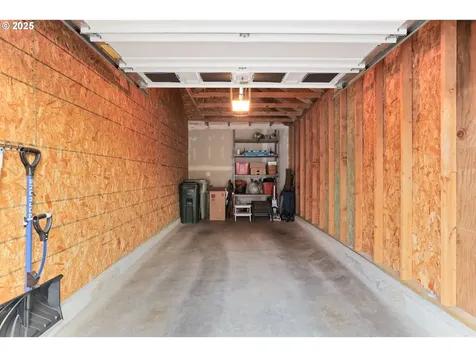 595 NW Lost Springs Terrace Portland OR 97229