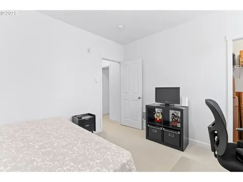 595 NW Lost Springs Terrace Portland OR 97229
