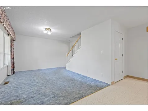 339 NE South Shore Road Portland OR 97211