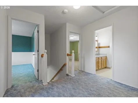 339 NE South Shore Road Portland OR 97211