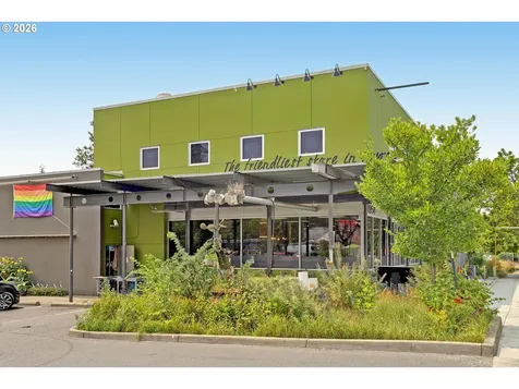 2025 SE Caruthers Street Portland OR 97214