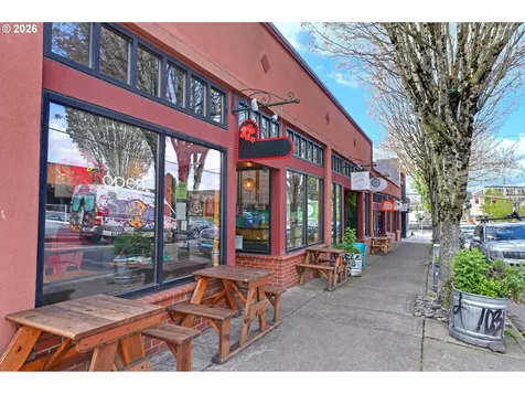 2025 SE Caruthers Street Portland OR 97214