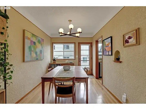 2025 SE Caruthers Street Portland OR 97214