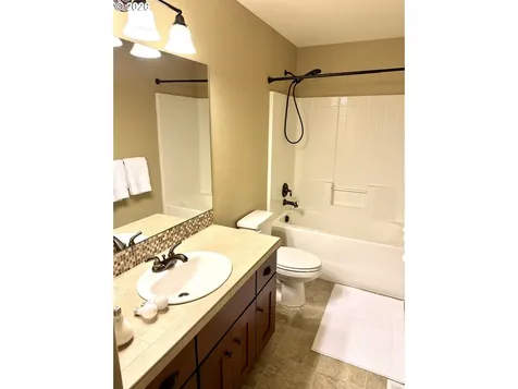 10505 NE 155th Avenue Vancouver WA 98682