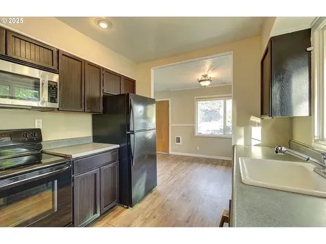 220 N Lieser Road Vancouver WA 98664