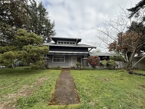 8809 SE Holgate Boulevard Portland OR 97266