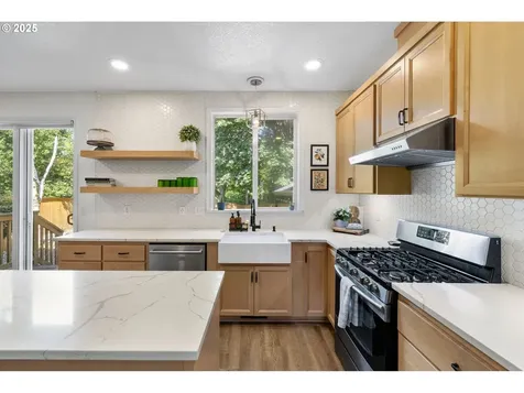 1055 Sunset Ridge Drive Washougal WA 98671