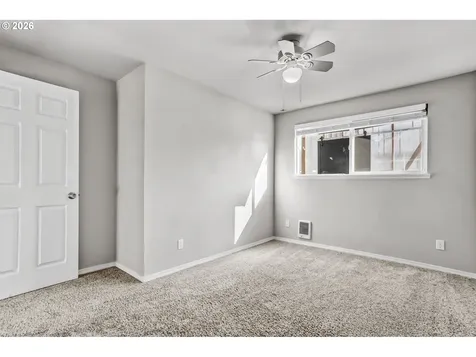 4104 SE 74th Avenue Portland OR 97206
