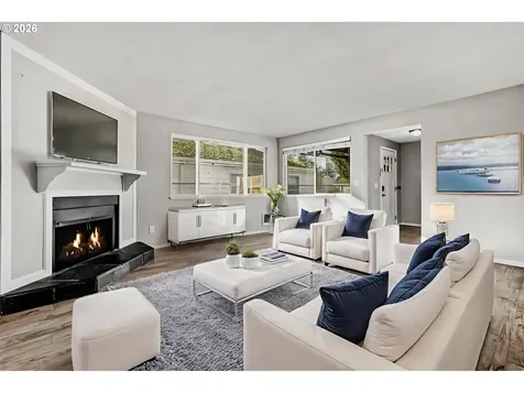 4104 SE 74th Avenue Portland OR 97206