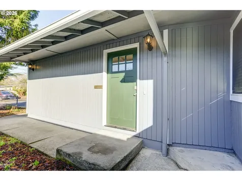 4104 SE 74th Avenue Portland OR 97206