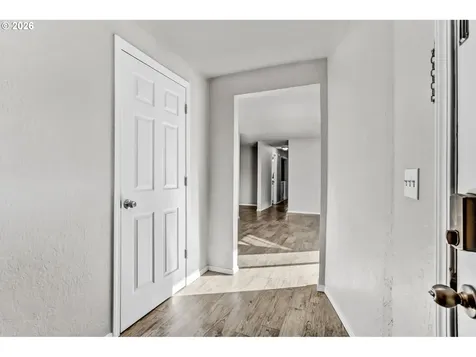 4104 SE 74th Avenue Portland OR 97206