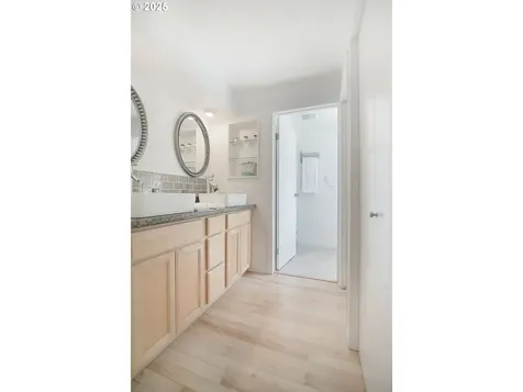 246 Laverne Drive Kalama WA 98625