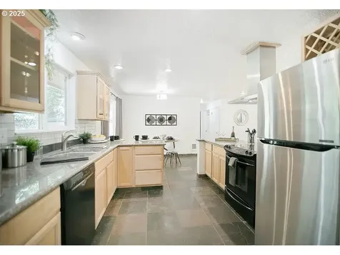 246 Laverne Drive Kalama WA 98625
