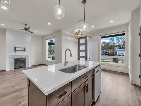 1956 SW 53rd Street Corvallis OR 97333