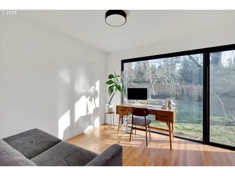 2400 SW 81st Avenue Portland OR 97225
