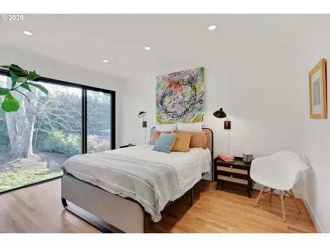 2400 SW 81st Avenue Portland OR 97225