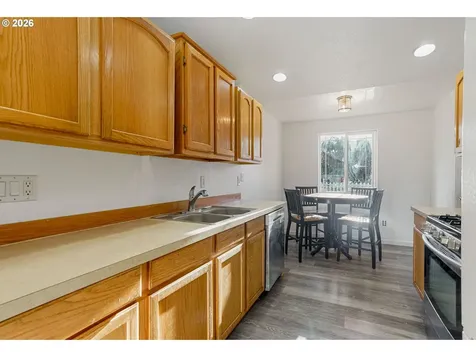 1716 Fir Street Sweet Home OR 97386