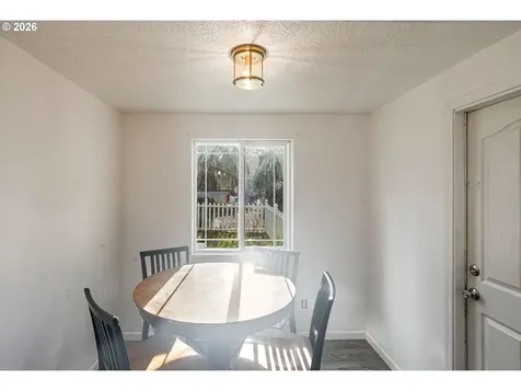 1716 Fir Street Sweet Home OR 97386