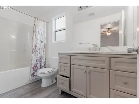 1716 Fir Street Sweet Home OR 97386