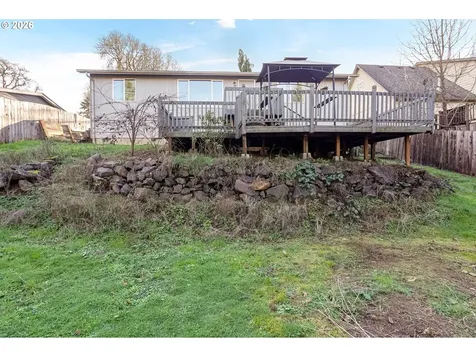 1716 Fir Street Sweet Home OR 97386