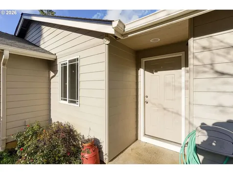 1716 Fir Street Sweet Home OR 97386