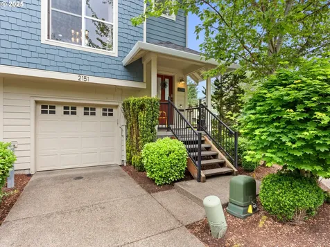 2151 NE Redelfs Way Beaverton OR 97006