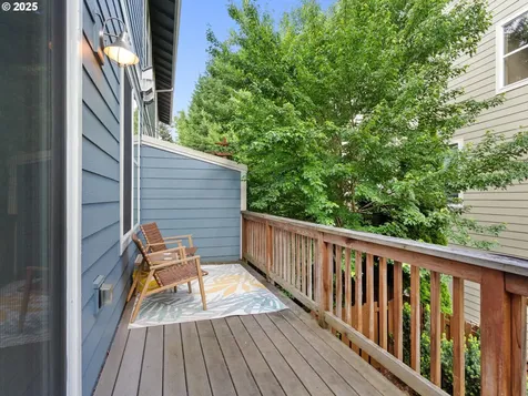 2151 NE Redelfs Way Beaverton OR 97006