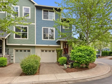 2151 NE Redelfs Way Beaverton OR 97006