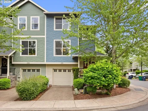 2151 NE Redelfs Way Beaverton OR 97006