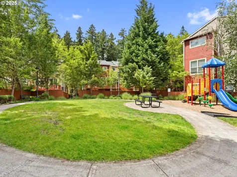 2151 NE Redelfs Way Beaverton OR 97006