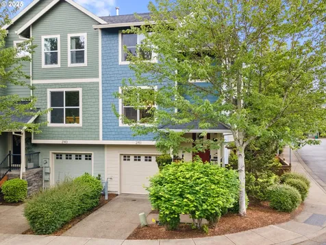 2151 NE Redelfs Way Beaverton OR 97006