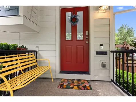 2151 NE Redelfs Way Beaverton OR 97006