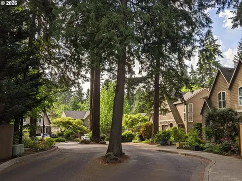 12890 SW Blue Heron Place Portland OR 97223