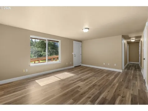 110 Sunny Basin Road Castle Rock WA 98611