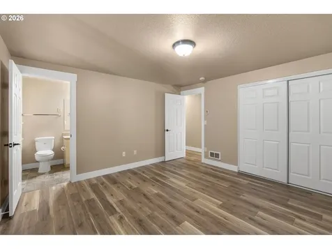 110 Sunny Basin Road Castle Rock WA 98611