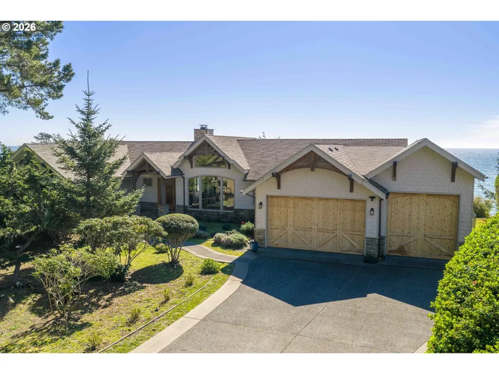 201 Allen Lane Brookings OR 97415