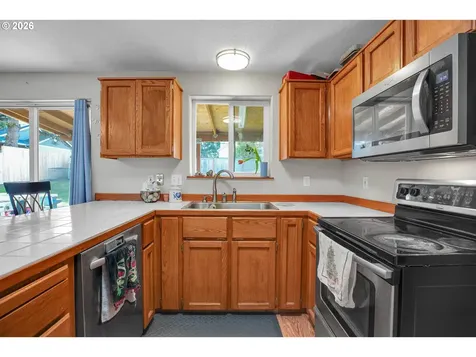 33316 SW Meadowbrook Drive Scappoose OR 97056