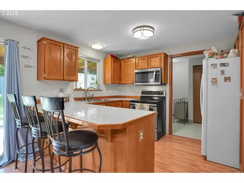 33316 SW Meadowbrook Drive Scappoose OR 97056