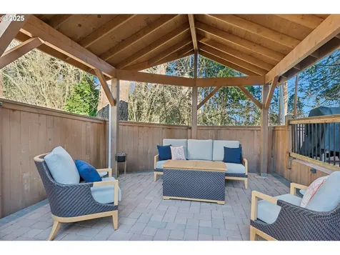 15457 SW Bygones Court Beaverton OR 97007
