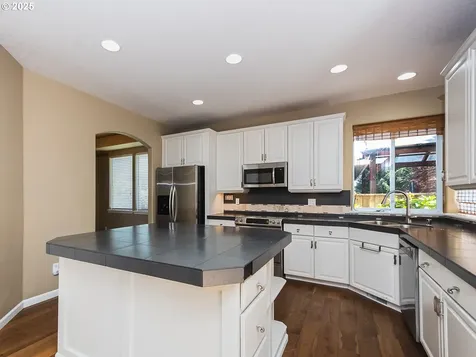 2505 NW 124th Street Vancouver WA 98685