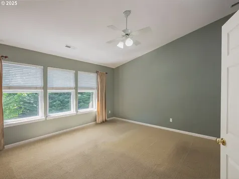 2505 NW 124th Street Vancouver WA 98685