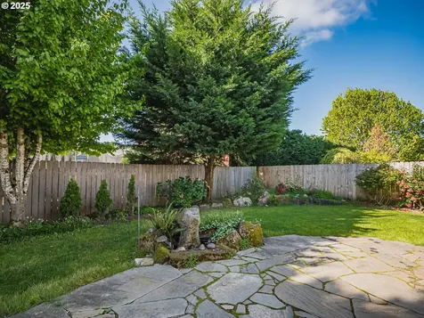 2505 NW 124th Street Vancouver WA 98685