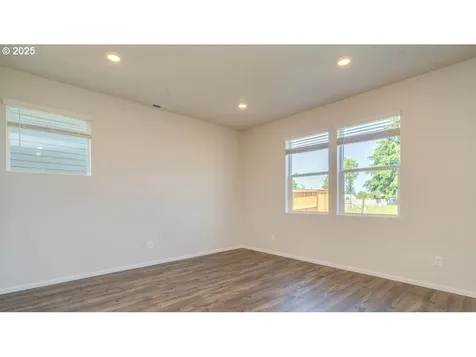 4995 Marr Avenue NE Salem OR 97301