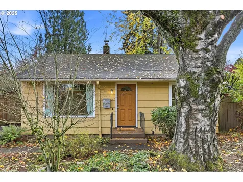 9314 N Tioga Avenue Portland OR 97203